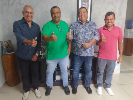 Barrinha recebe assessor do Senador Nelsinho Trad no gabinete Barrinha recebe assessor do Senador Nelsinho Trad no gabinete